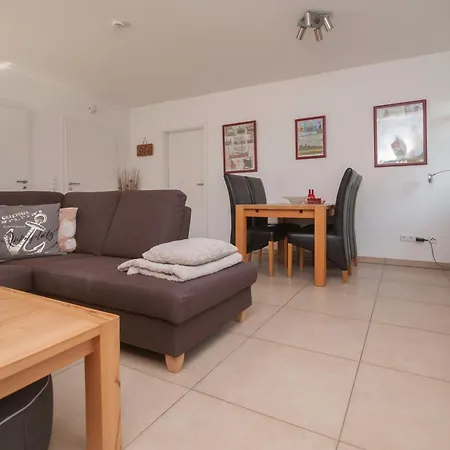 Grachtenstern 2 *